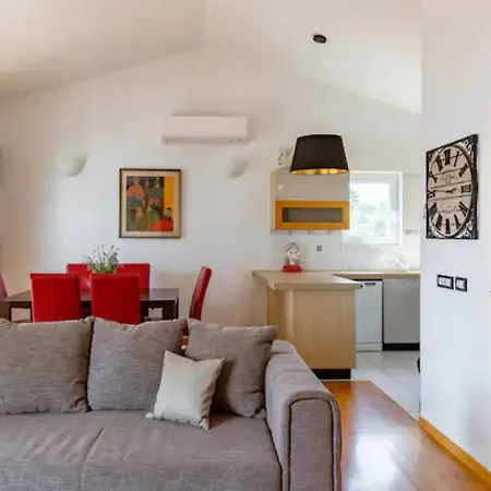 Holiday home Peace- Sea View *